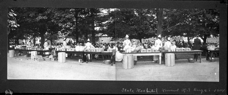 File:picnic-aug-1914-2015-28 49 231c00b503.jpg