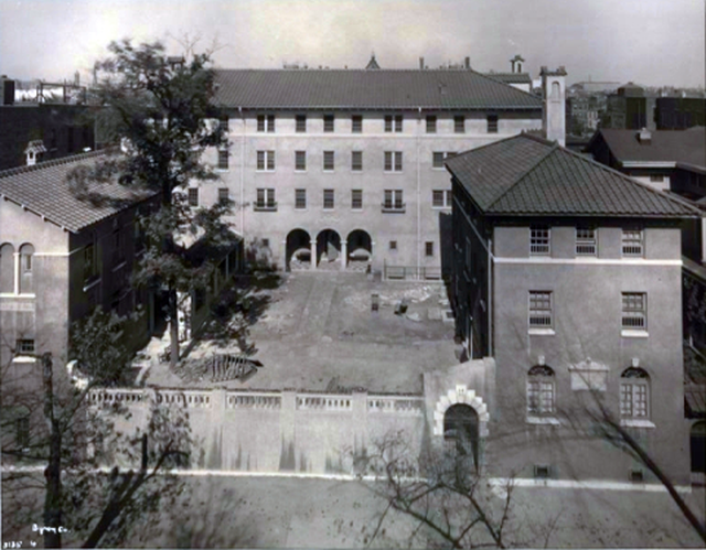 File:NYbrooklyntrngschool.png