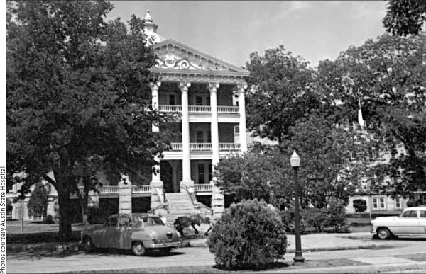 File:ASH Tx 1945.jpg
