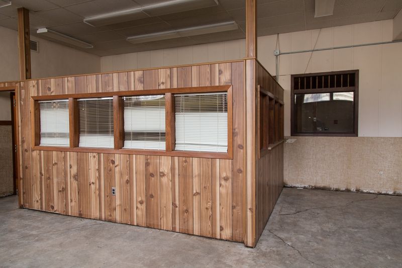 File:Christian VanAntwerpen Basement Gymnasium (6).jpg