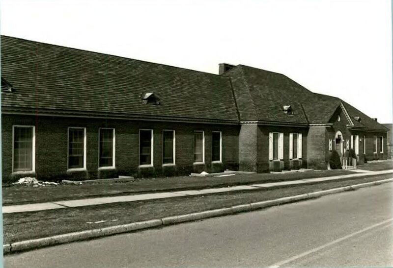 File:NYwillow bldg29.jpg