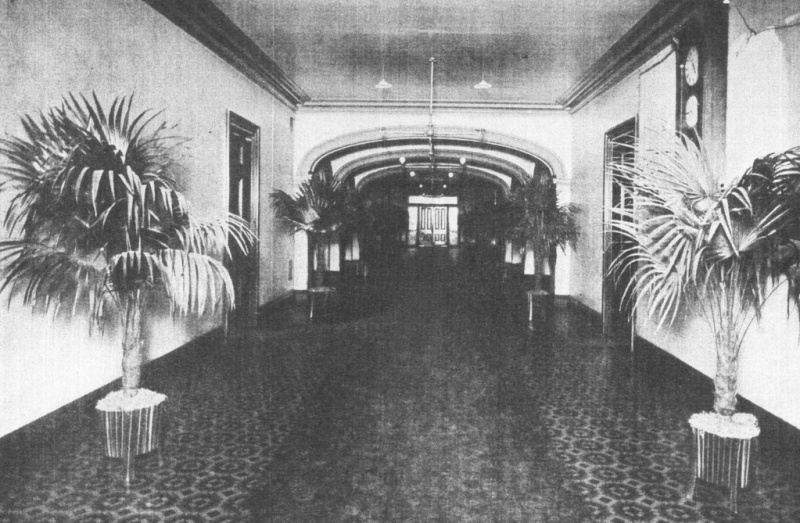 File:Weston Hist 1904 MainHall.jpg