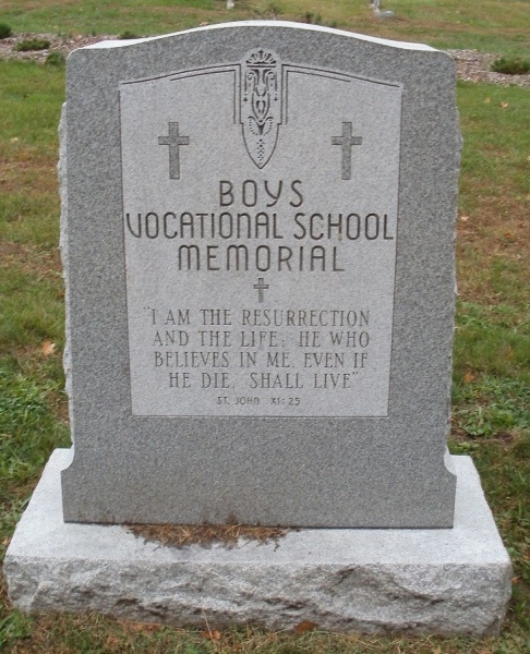 File:Lansing Boys Memorial 1.jpg
