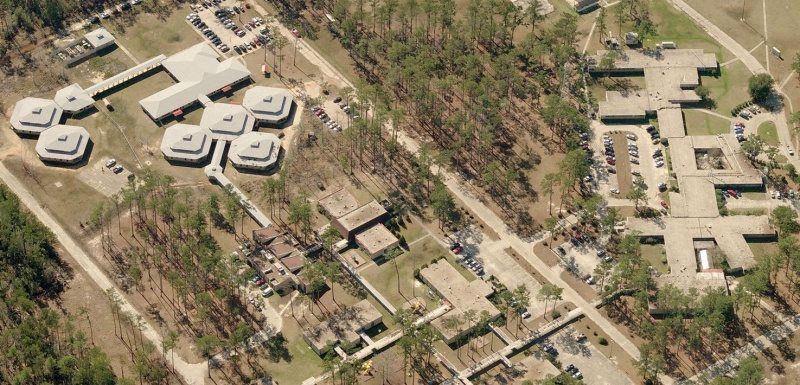 File:Southeast Louisiana Hospital 2.jpg